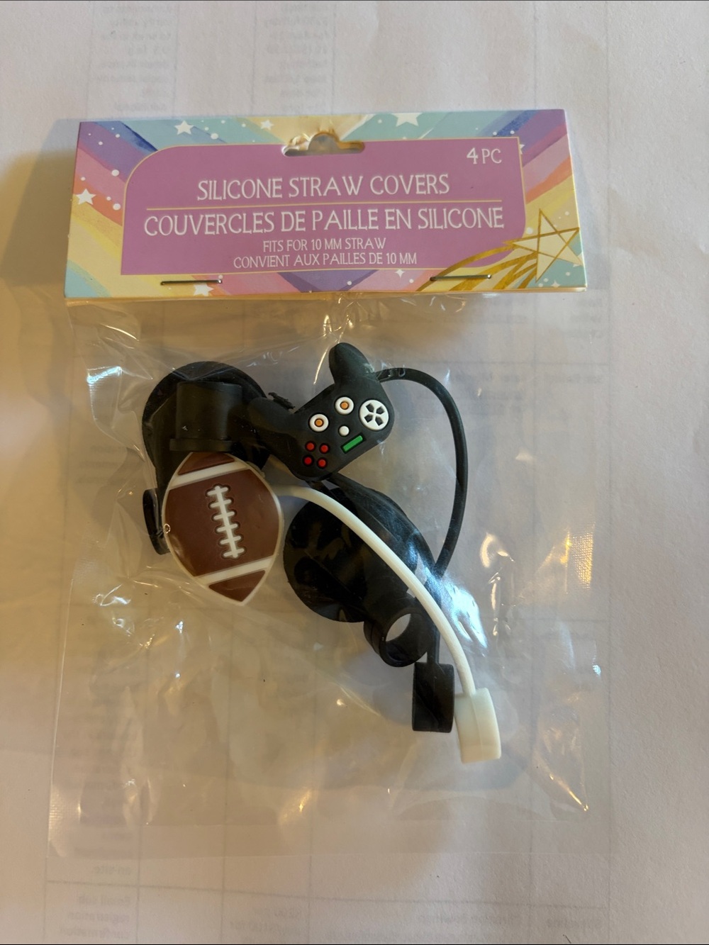 NWT! 4pc Silicone Straw Covers – Black & White